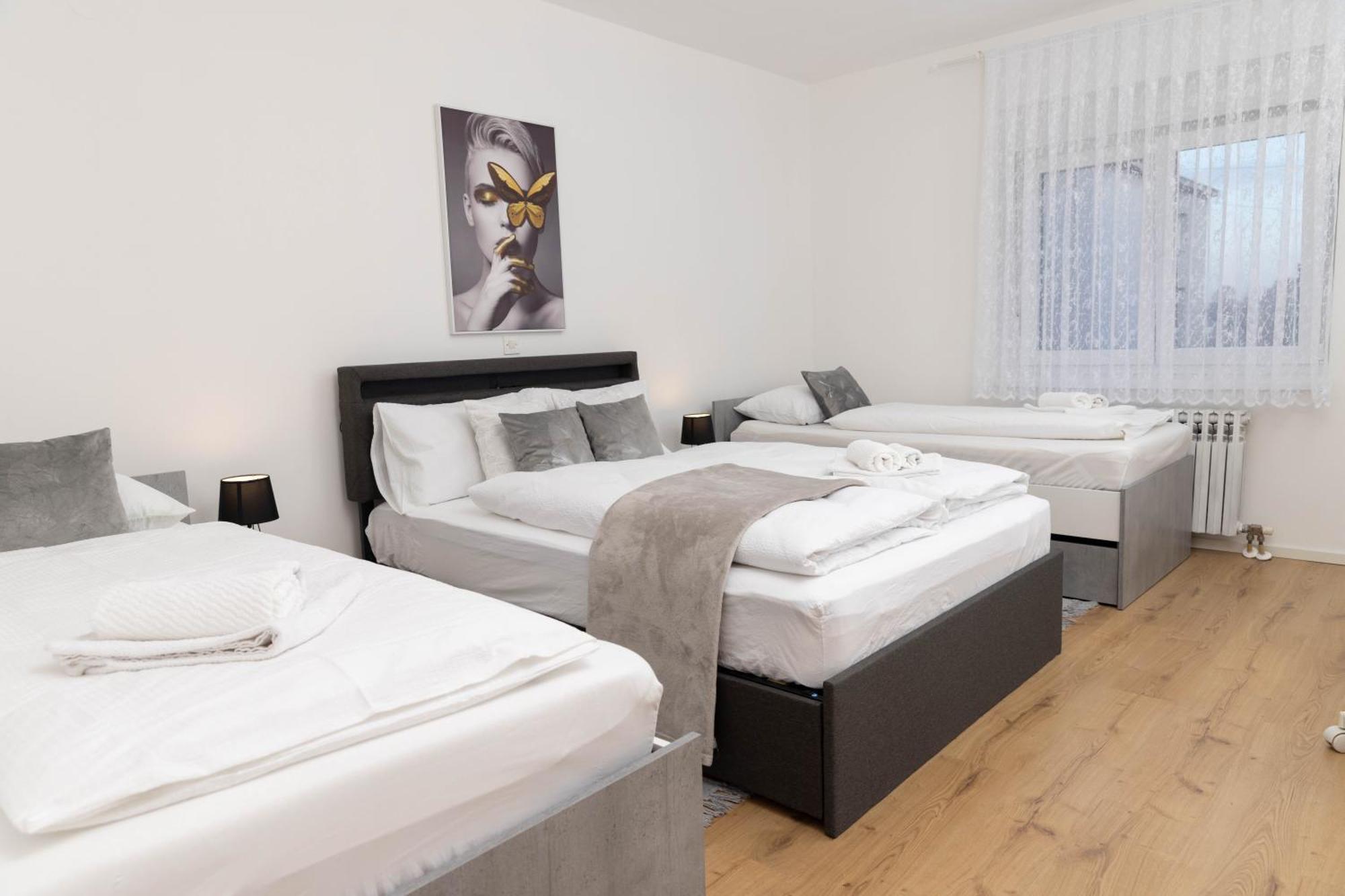 Apartman Tihana Vinkovci Exterior foto